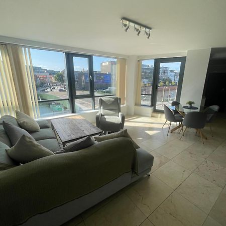 Fabulous And Sunny 2 Bed Apartment, In City Centre Корк Экстерьер фото
